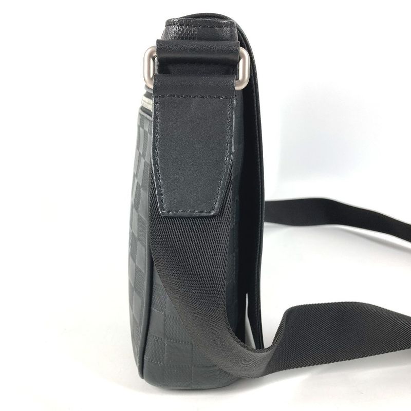 Louis Vuitton Shoulder Bag District PM Damier Infini Leather