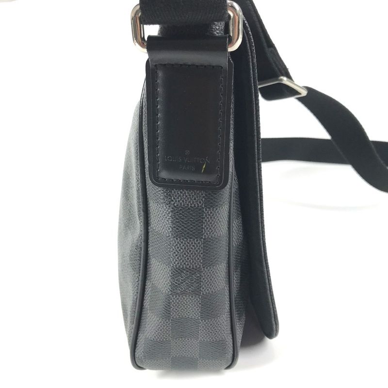 Louis Vuitton Shoulder Bag District PM Damier Graphite