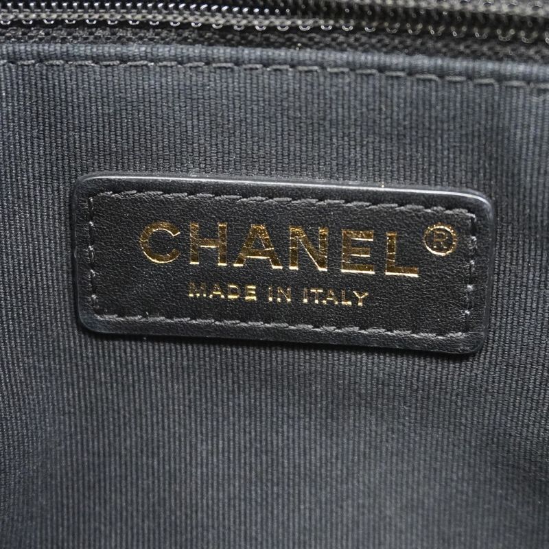 Chanel Shoulder Bag Quilted Leather White Gold