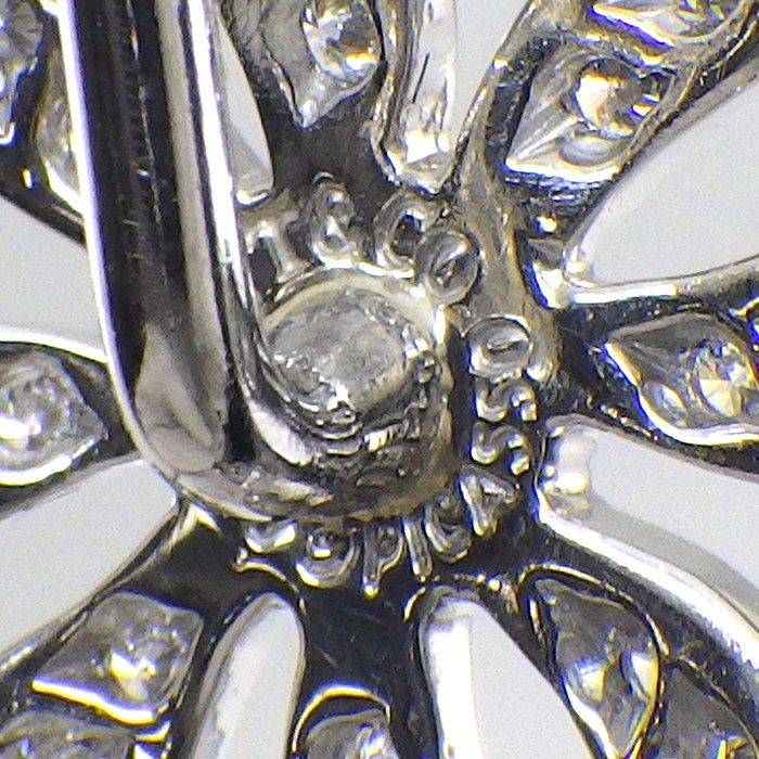 Tiffany & Co. Bangle Daisy Flower Motif Diamond