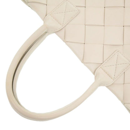 Bottega Veneta 2-Way Maxi Intrecciato Lambskin Ivory Tote White