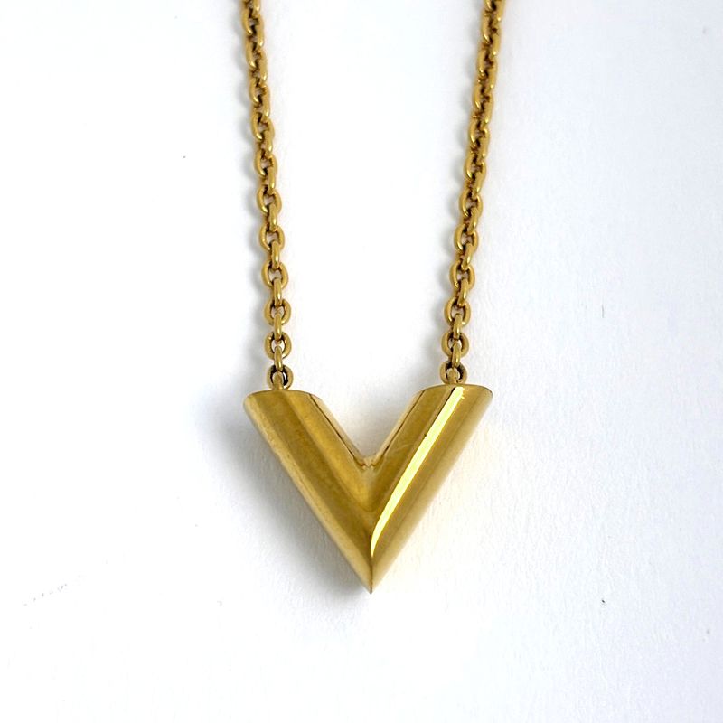 Louis Vuitton Essential Necklace Logo Gold Plated