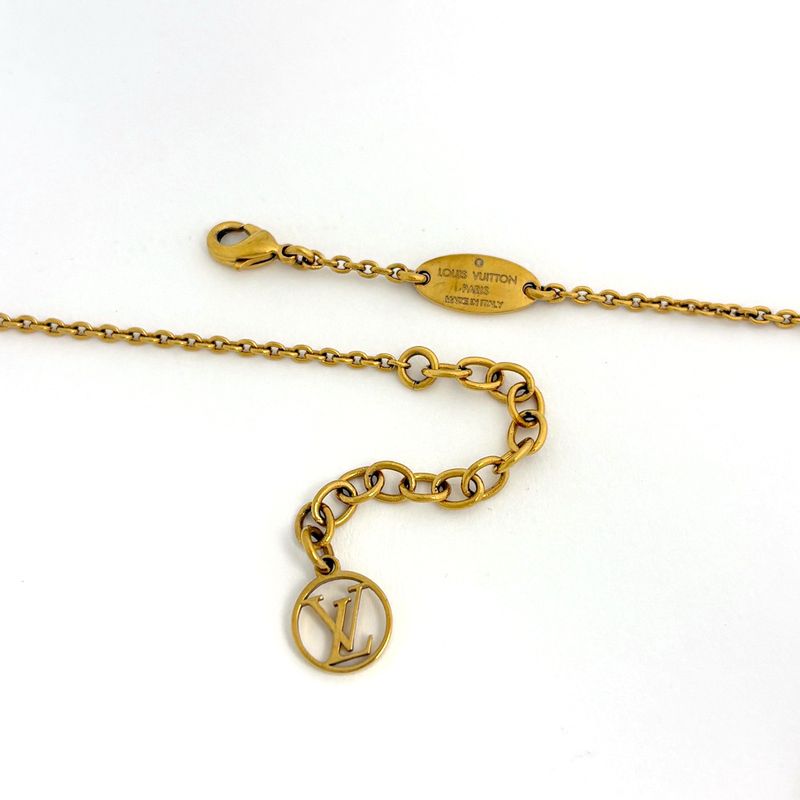 Louis Vuitton Essential Necklace Logo Gold Plated