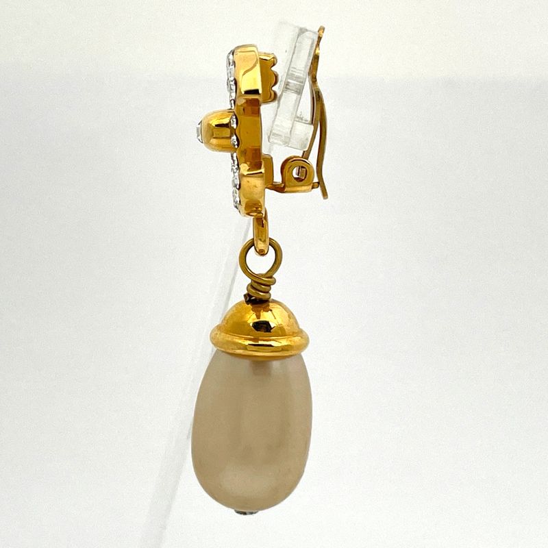 Chanel CC Logo Rhinestone Earrings Swing Faux Pearl Gold Plated