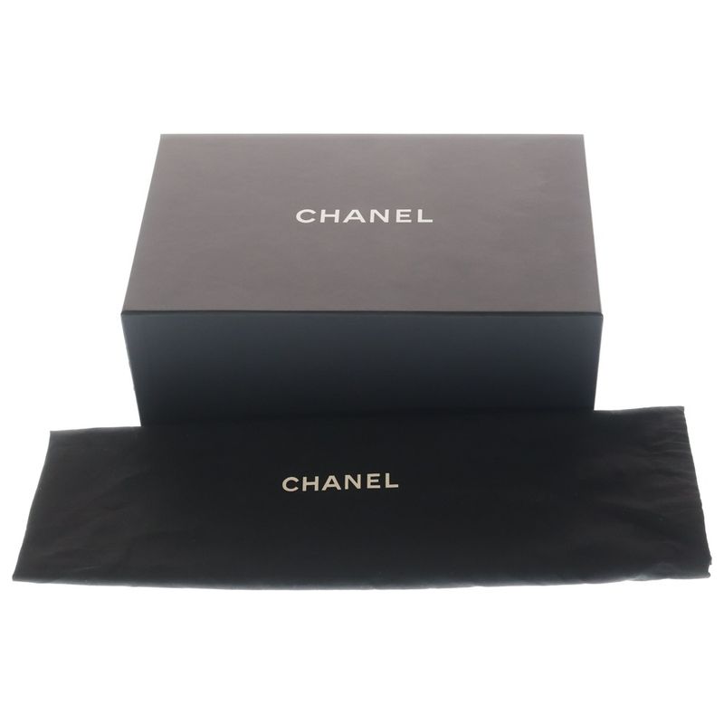 Chanel Vanity Chain Shoulder Bag Red Lambskin Gold