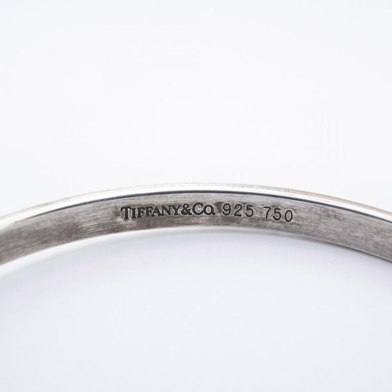 Tiffany & Co. Bangle Hook Eye 18K Yellow Gold