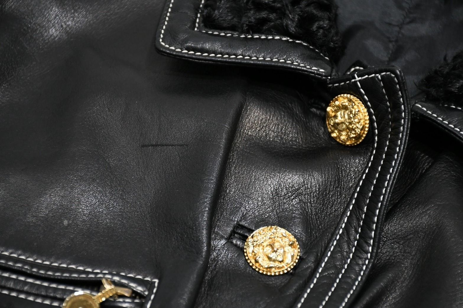 Versace Vintage Shearling Leather Vest Black — view 5