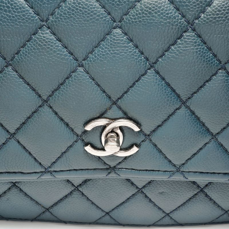 Chanel Shoulder Bag No 19 Caviar Quilted