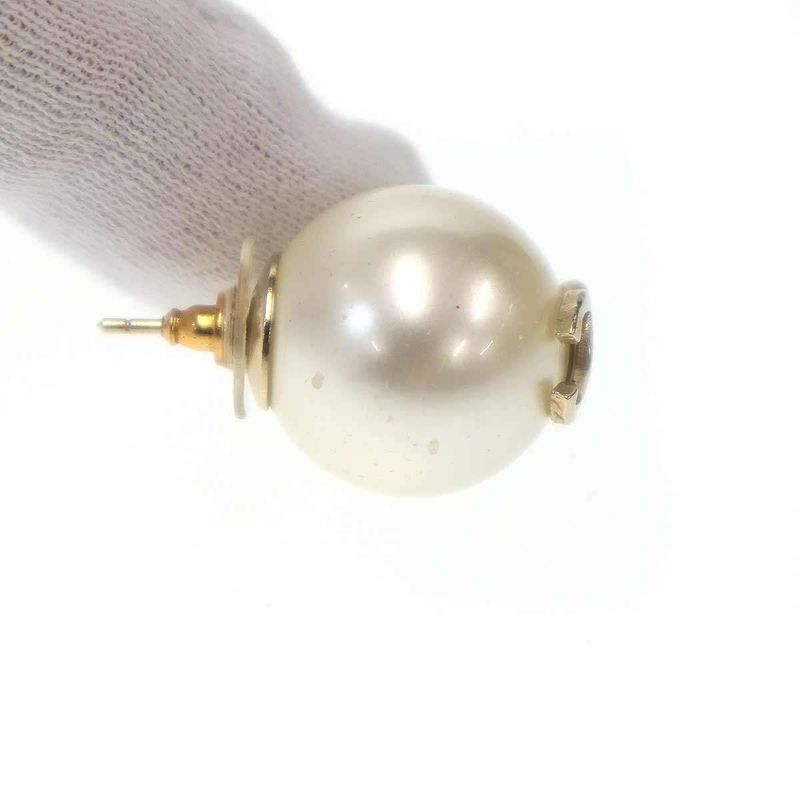 Chanel CC Logo Faux Big Pearl Earrings White