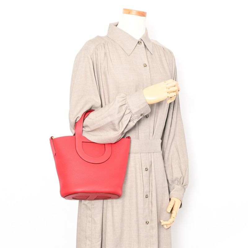 Hermes Handbag in the Loop 18