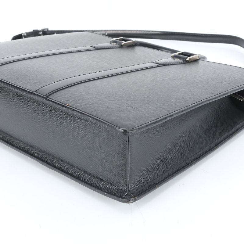 Louis Vuitton Taiga Porte Document Rosemary Leather 2-Way Business Bag