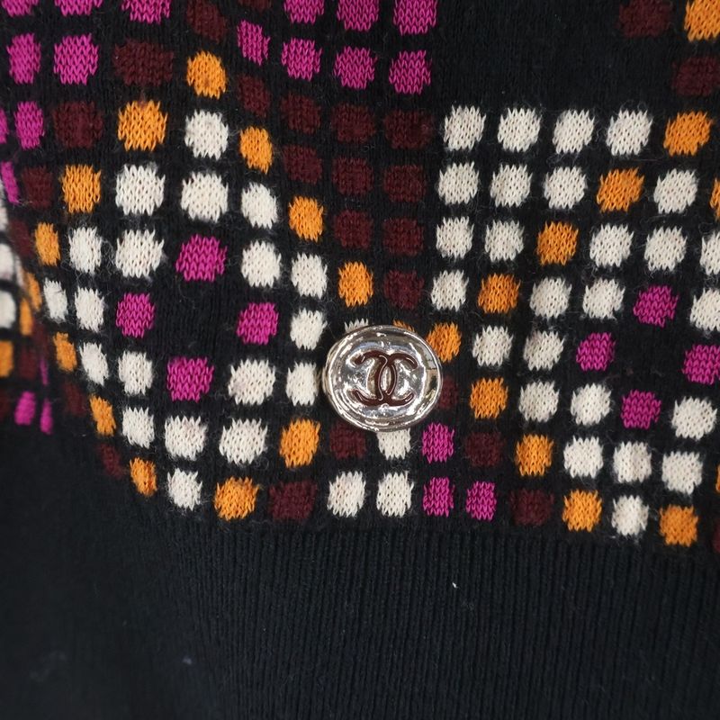 Chanel Geometric CC Logo Mini Plate Crew Neck Cotton Knit Sweater Black