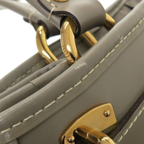 Louis Vuitton Suhali Majesty Beige