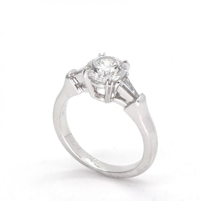 Harry Winston Round Cut Classic Ring Engagement