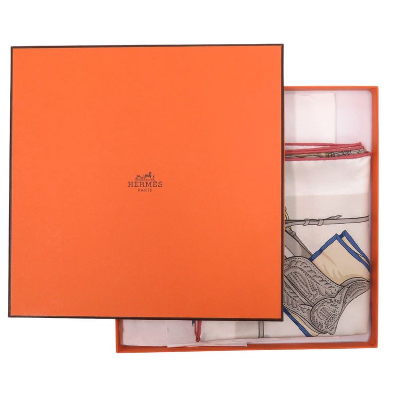 Hermes Carre 70 Elegant Horse Equipment Equipements a Cheval Sur L'elegance