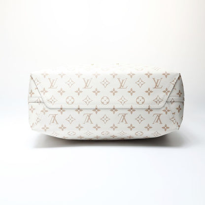 Louis Vuitton Handbag Monogram Atlantis GM