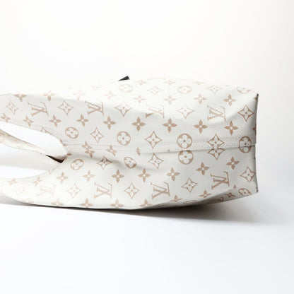 Louis Vuitton Handbag Monogram Atlantis GM