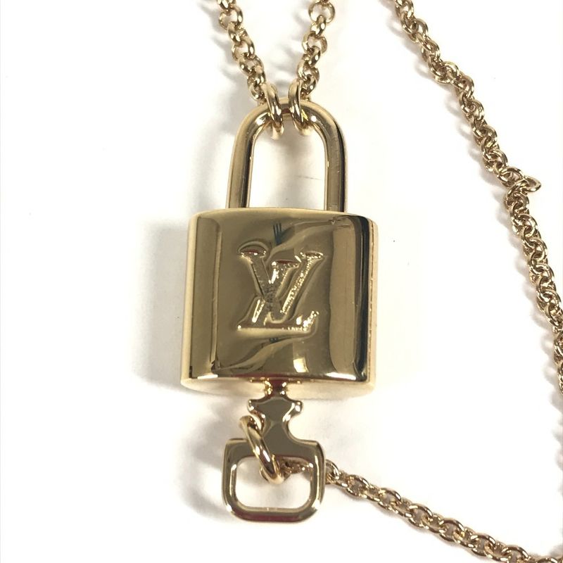 Louis Vuitton Necklace Collier LV Metal Gold