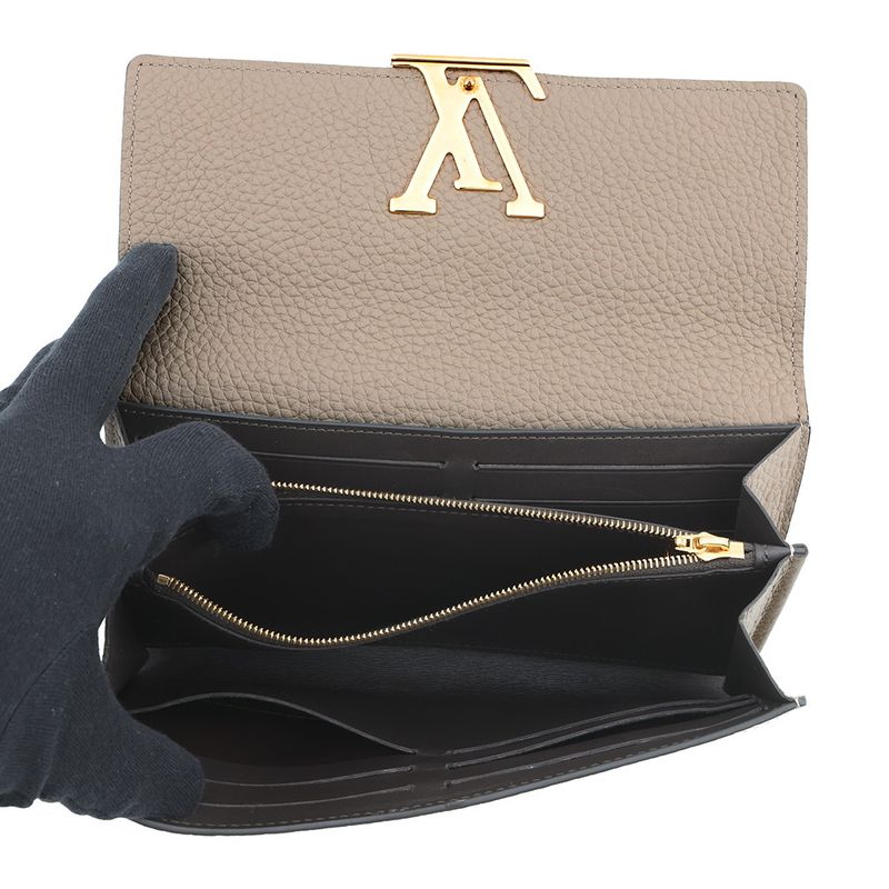 Louis Vuitton Wallet Taurillon Leather Gale