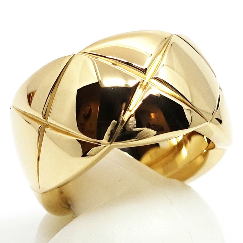 Chanel 18K Yellow Gold Coco Crush Ring Large Model