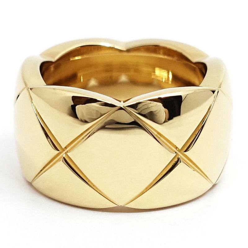 Chanel 18K Yellow Gold Coco Crush Ring Large Model