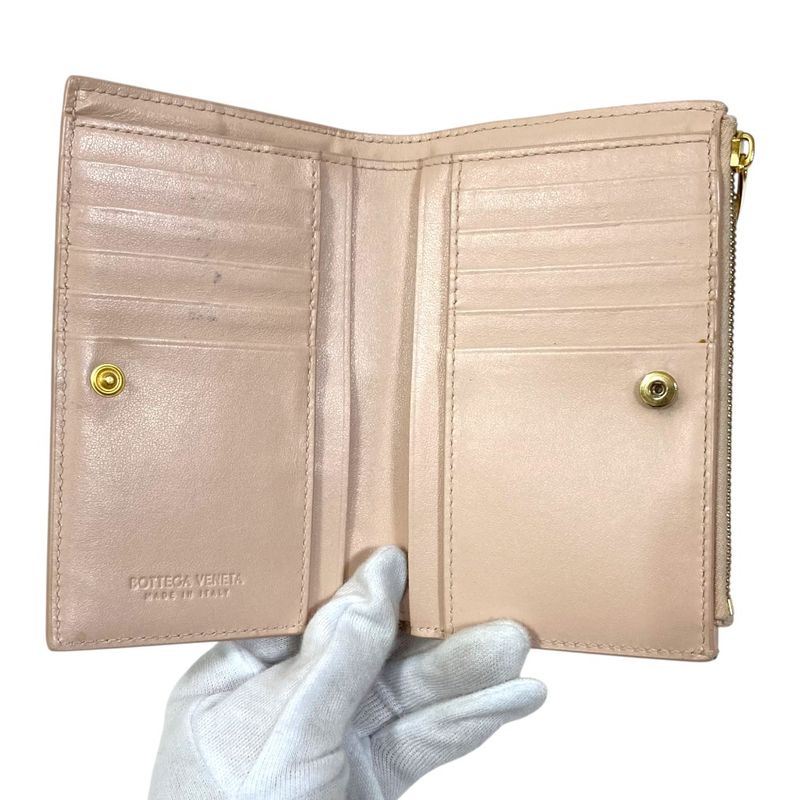 Bottega Veneta Maxi Intrecciato Cassette Leather Wallet