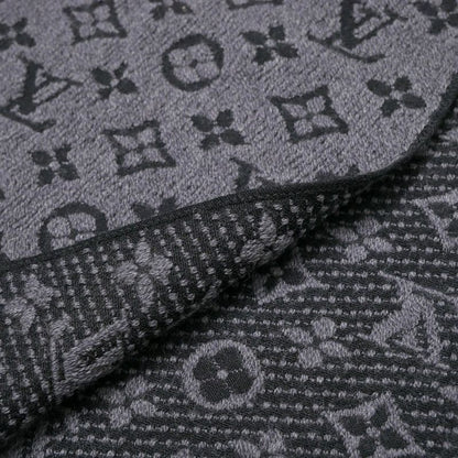 Louis Vuitton Monogram Classic Shawl Scarf Wool Fringe