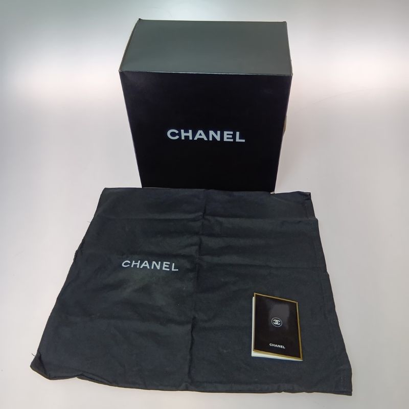 Chanel Shoulder Bag Drawstring Chain Caviar Leather CC Logo Gold Bold