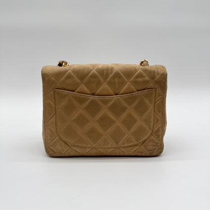 Chanel Large Shoulder Bag Mini Quilted CC Logo Turnlock — view 2