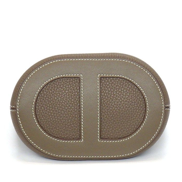 Hermes Handbag in the Loop 18 Etoupe Taurillon Clemence Swift