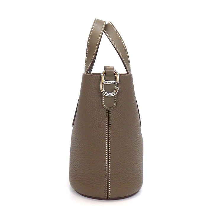 Hermes Handbag in the Loop 18 Etoupe Taurillon Clemence Swift