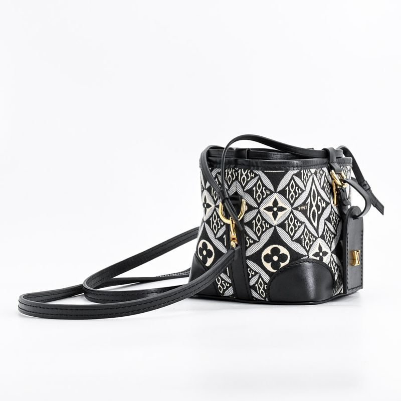 Louis Vuitton Shoulder Bag Noe Purse
