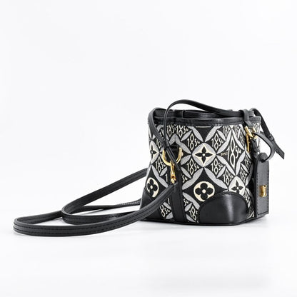 Louis Vuitton Shoulder Bag Noe Purse