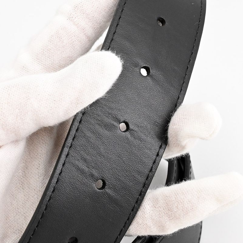 Louis Vuitton Belt LV Initial Reversible