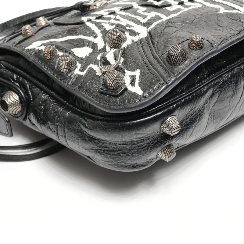 Balenciaga Shoulder Bag le Cagole XS Diy Metal