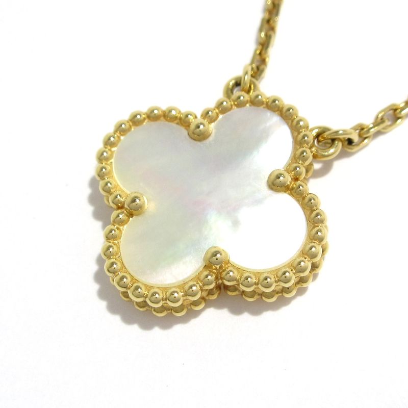 Van Cleef & Arpels Necklace Vintage Alhambra 18K Yellow Gold