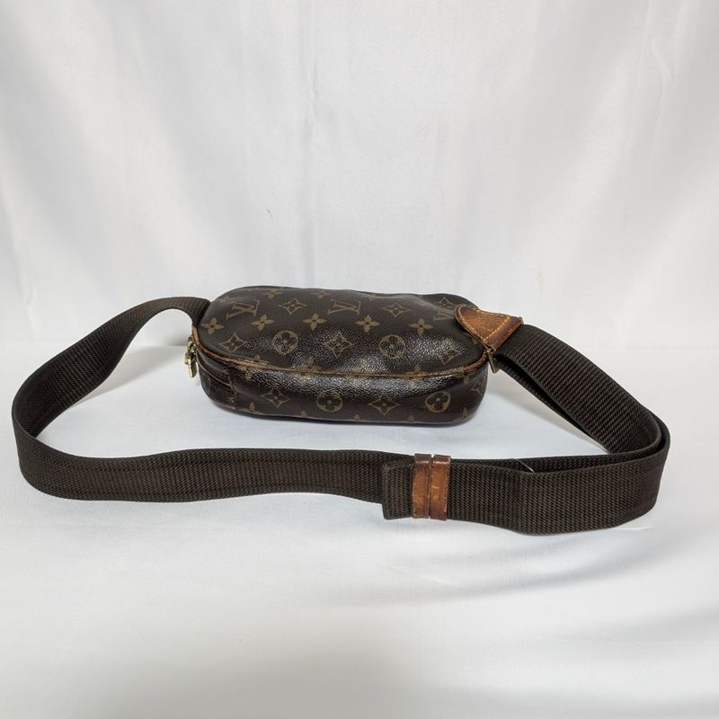 Louis Vuitton Pochette Gange Monogram Belt Bag