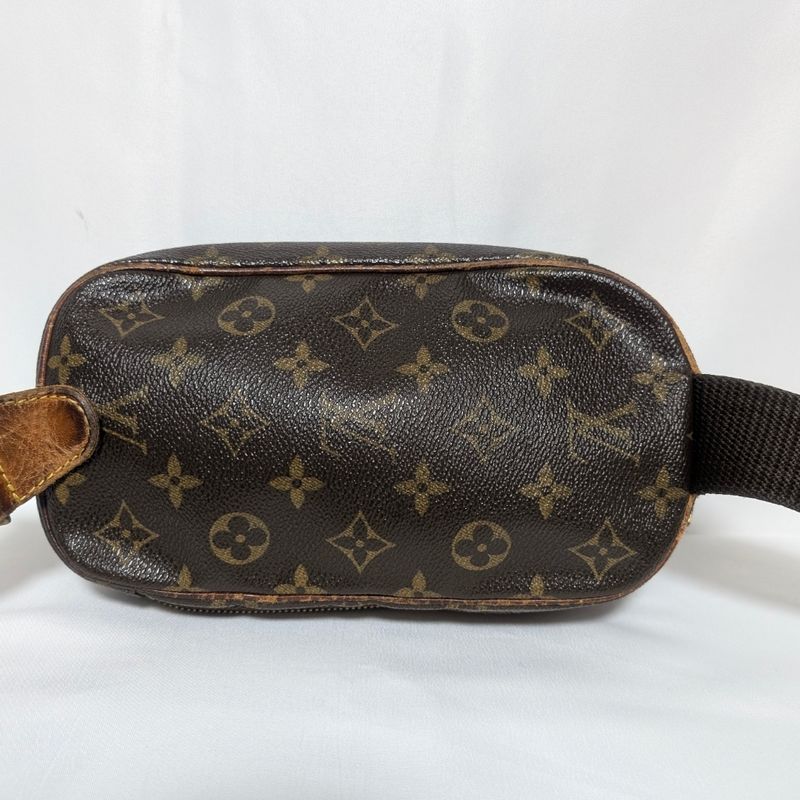 Louis Vuitton Pochette Gange Monogram Belt Bag