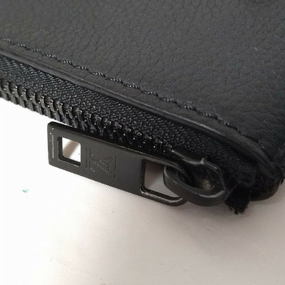 Louis Vuitton Aerogram Pochette Ipad Clutch