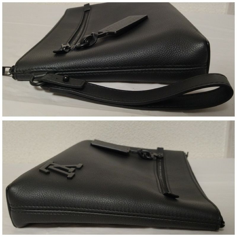 Louis Vuitton Aerogram Pochette Ipad Clutch
