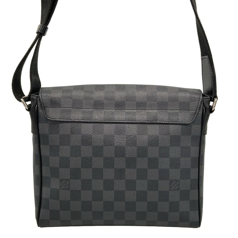 Louis Vuitton Shoulder Bag Damier Graphite District PM NM