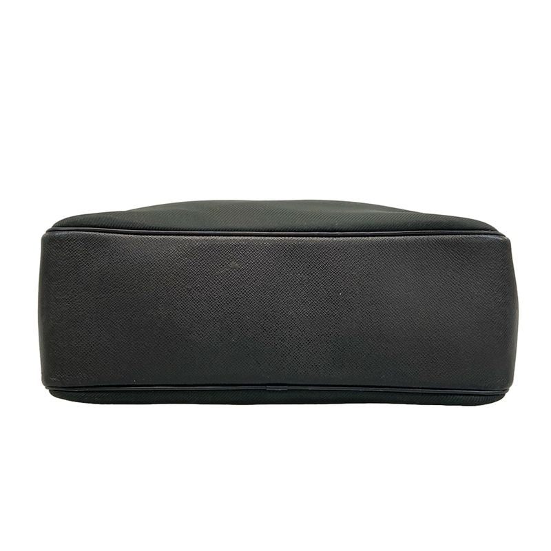 Louis Vuitton Shoulder Bag Taiga Ardoise Leather