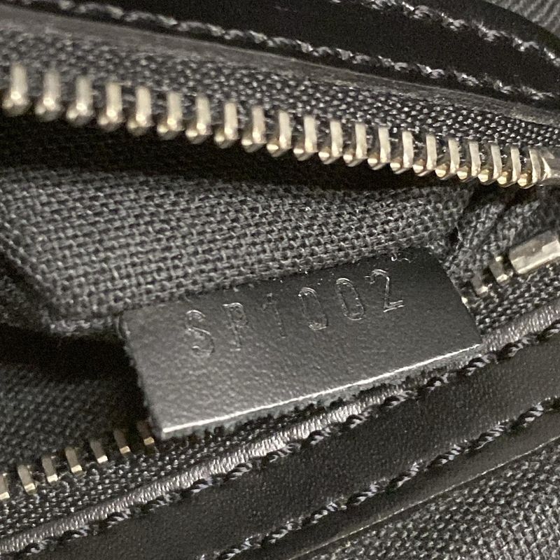 Louis Vuitton Shoulder Bag Taiga Ardoise Leather