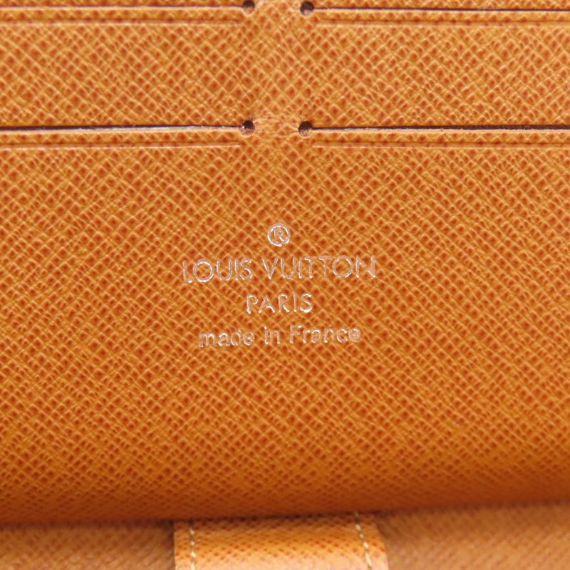 Louis Vuitton Zippy Organizer Wallet Epi