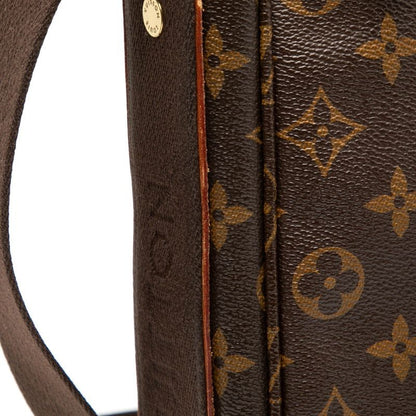 Louis Vuitton Monogram Messenger Bob le MM Shoulder Bag