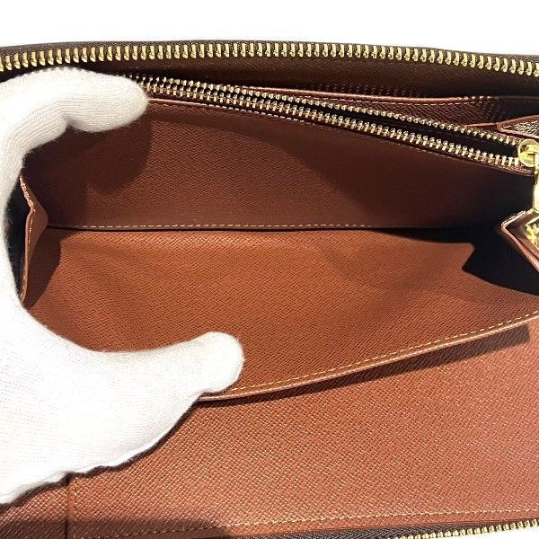 Louis Vuitton Monogram Zippy Organizer Wallet
