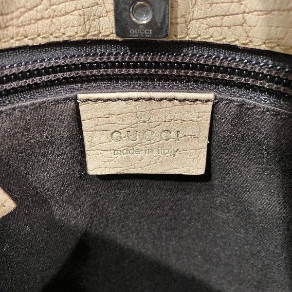 Gucci GG Supreme Bag Handbag