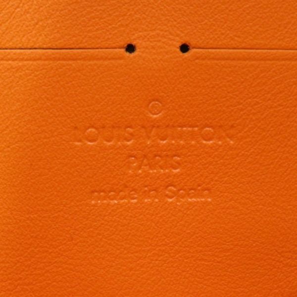 Louis Vuitton Alpha Clutch Leather Gray