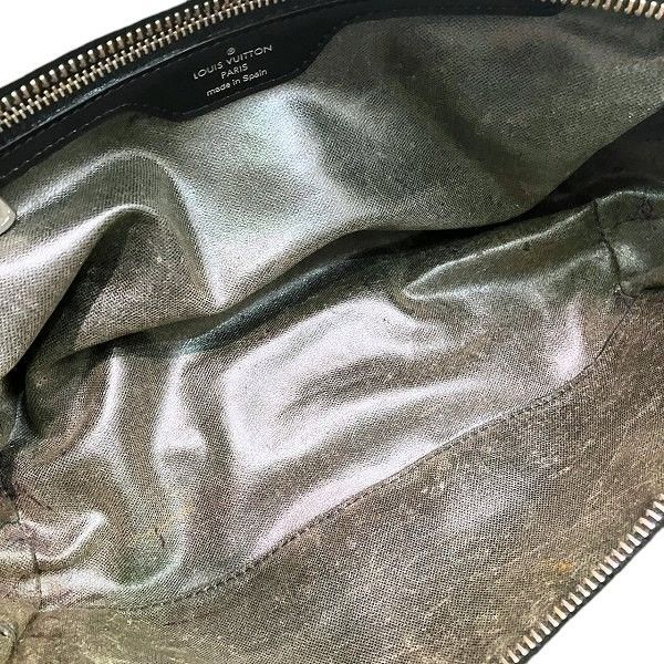 Louis Vuitton Taiga Parana Clutch