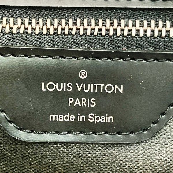 Louis Vuitton Taiga Parana Clutch